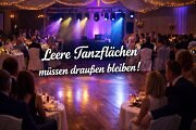 Leere Tanzfläche auf eurer Hochzeit? Als erfahrener Hochzeits-DJ erkläre ich euch, warum das passiert – und was wirklich hilft, damit eure Party unvergesslich wird.
